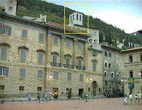 BTS su torre campanaria a Gubbio